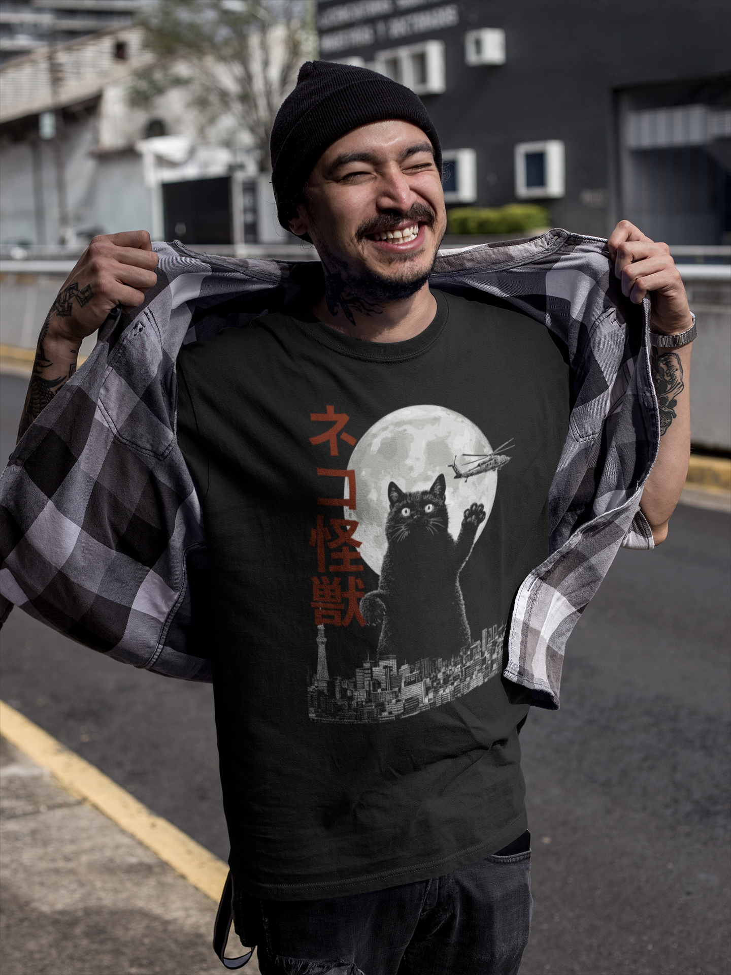 Catzilla T-Shirt, ネコ怪獣 Cat Kaiju in Tokyo Parody Graphic Tee, Funny Japanese Monster Cat, Cat Lover Men's Tee